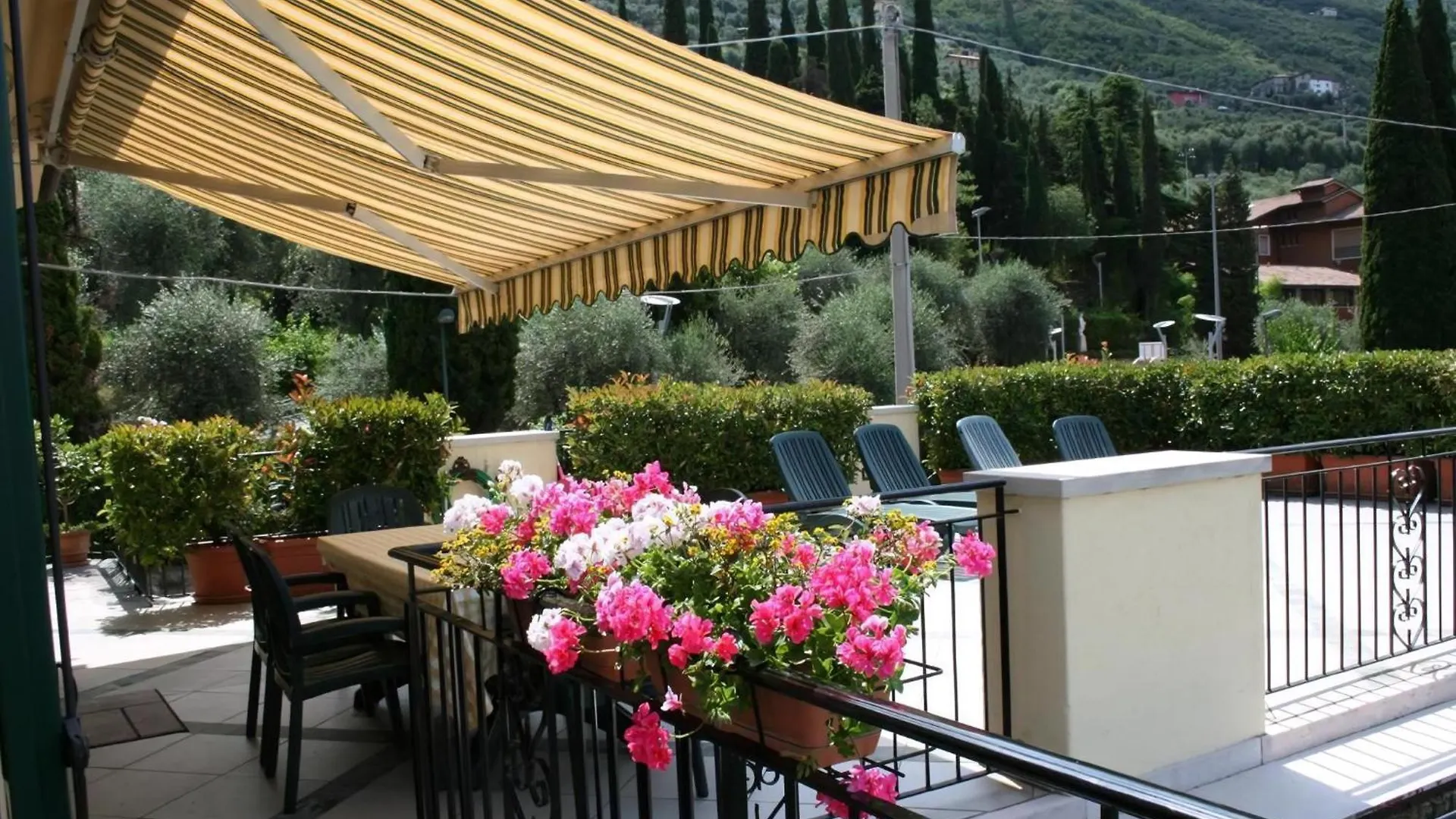 Charmante Wohnung Casa Cendraia Castelletto Di Brenzone Italy