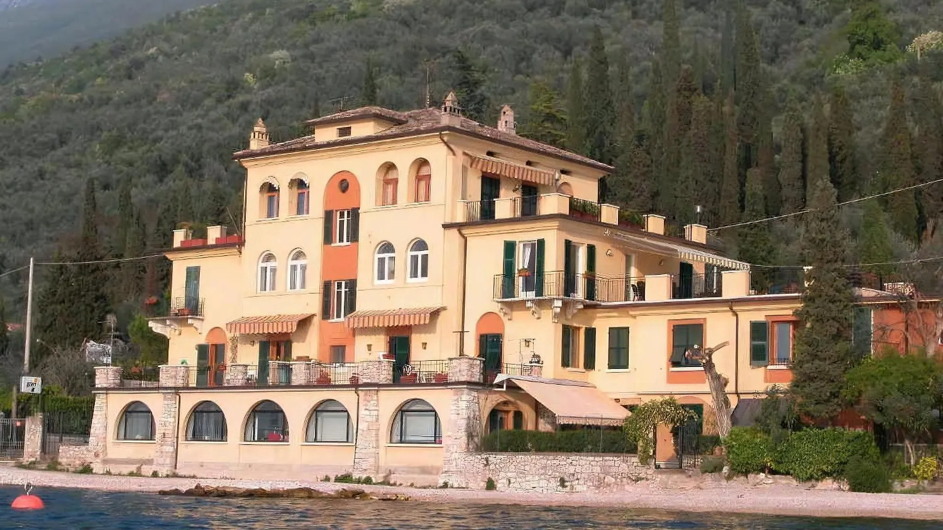 Charmante Wohnung Casa Cendraia Castelletto Di Brenzone